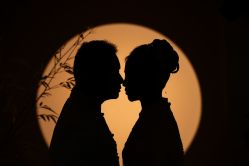 点击看大图 -挪娅婚纱摄影皇家会所