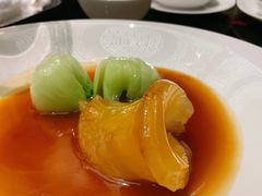 鲍汁扣陈年鱼胶-北京四季酒店·采逸轩