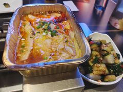 -呼伦一只牛·烧串酒场(陆家嘴店)