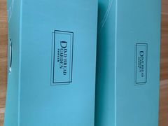 -顶东面包花园·生日蛋糕(世博店)