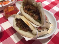 酥皮肉夹馍-西贝(东城万达广场店)