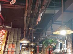 -破瓦寒窑·地摊烤羊排