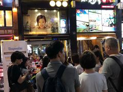 -BHC炸鸡(明洞总店)