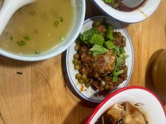 -朱大嘴肥肠血旺(福字街店)