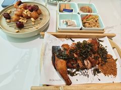 荷叶雨花茶香鸡-苏梦江南·淮扬菜(夫子庙店)