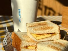 -Shiftin’浮起咖啡 (福保店)