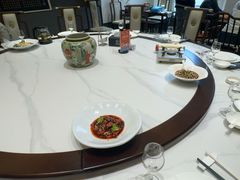 -梅花香里大酒店(郁金香路店)