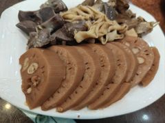 白切鸡杂-瑞记湛江鸡饭店·粤西第一鸡(粤垦店)