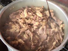 -大众跷脚牛肉馆·非遗传承单位(峨眉山店)