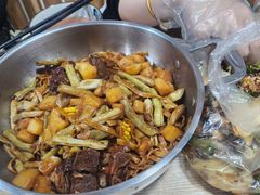 -内蒙焖面大盆骨餐馆(山大路店)