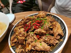 -有红鸡毛店·川菜(建设路店)