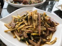 雪菜肉丝小笋-翠茗农庄土菜馆(天目湖店)