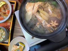 秘制三文鱼头锅-饭町二郎日式综合茶餐(中安广场店)
