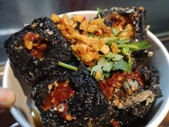 -黑色经典臭豆腐·湖南特产(坡子街店)