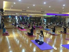 -蓝悦荟健身游泳馆