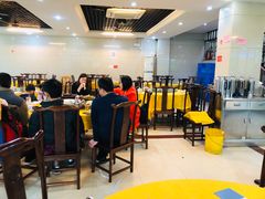 大堂-正宗鸡饭粤香酒家(朱村店)