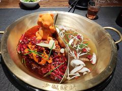 -龙隆昌·鲜品火锅·江湖烤鱼