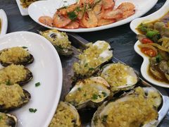 -覃记海鲜美食餐厅