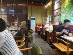 -牛村来人潮汕牛肉火锅(西单店)