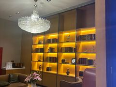 -上海浦东中心万枫酒店