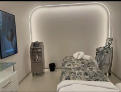 -紫琪尔胸部养护中心