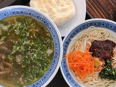 -泉儿头杂碎(杂碎师大店)