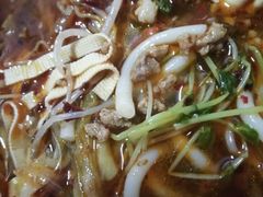 -丽虹云南过桥米线(兴工街店)