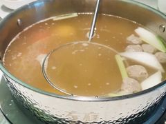 -左庭右院鲜牛肉火锅(浦江欢乐颂店)