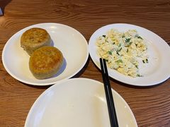 -清真吴记门钉肉饼·喜多利