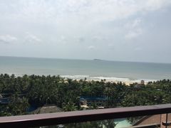 -三亚湾海居铂尔曼度假酒店