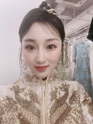 -艾米丽婚纱礼服