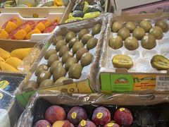 -上海龙吴水胜海发市场