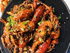 -巴厘龙虾·榜首油焖大虾(音乐学院·沿江酒馆店)