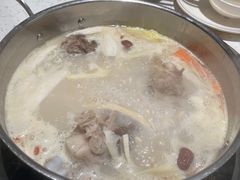-三人行骨头王火锅(长寿店)