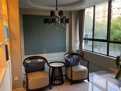 -莱蔻·圣灸堂·推拿艾灸(天山店)