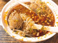 -二钢串叔麻辣烫(华龙大厦店)