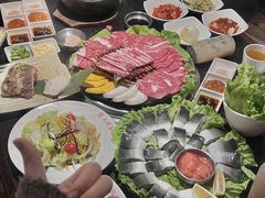 -木槿花韩式炭烤·熟成肉工坊(孙文东路店)