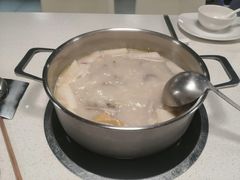 -煲王粤菜餐厅(中侨中心店)