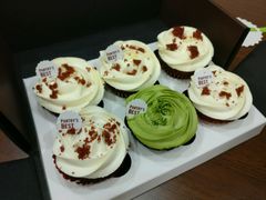 红丝绒纸杯蛋糕-Pantry's Best派悦坊蛋糕(K11购物艺术中心店)