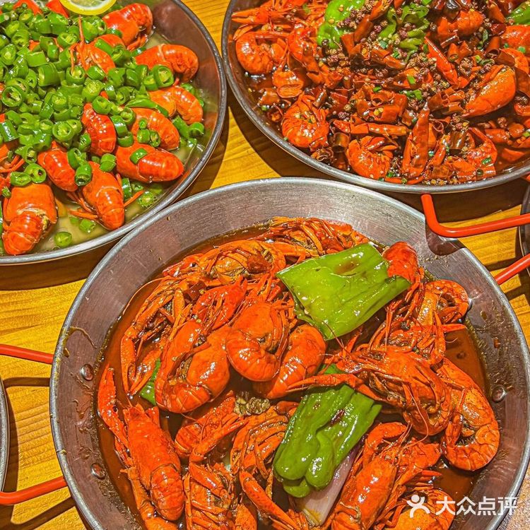 有任何人没吃过这家咸蛋黄龙虾🦞我都会伤心