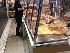 面包甜点陈列柜-巴黎贝甜(熙悦汇店)