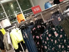 -H&M(华润万象城店)