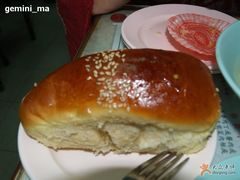 鸡尾包-金凤茶餐厅(湾仔店)