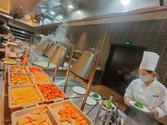 -南郊宾馆·风味自助餐厅·山东十六地市特色菜
