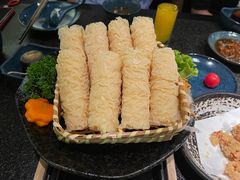 -湊湊火锅·茶憩(打浦桥日月光店)