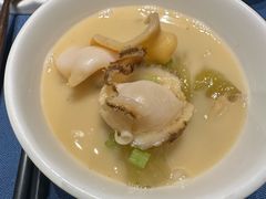 酸汤鲍鱼片-宴周康·精致江浙菜(周浦店)