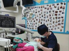 -瑞泰口腔(龙湖门诊)