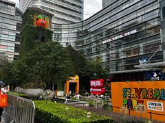 -华为授权体验店(中山公园来福士)