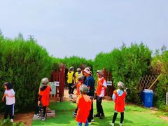 -亲兄弟真人CS团建拓展基地