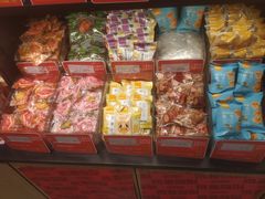 -良品铺子(五角场万达店)